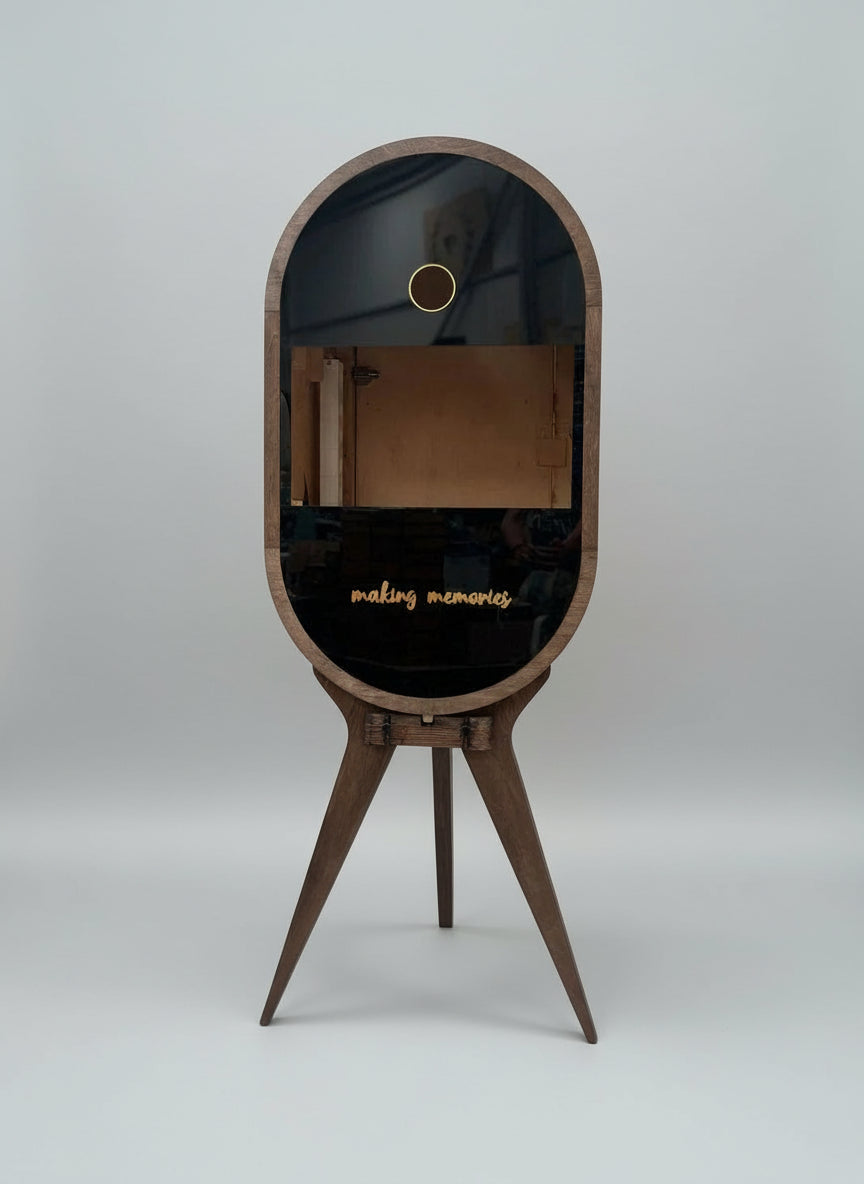 Premium Oval Vintage DSLR Selfie Pod Photobooth With Printer