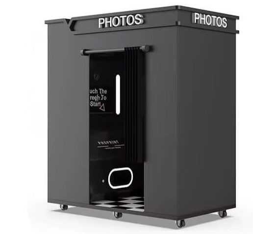 Enclosed Original Photobooth With Payment System Selfie Booth