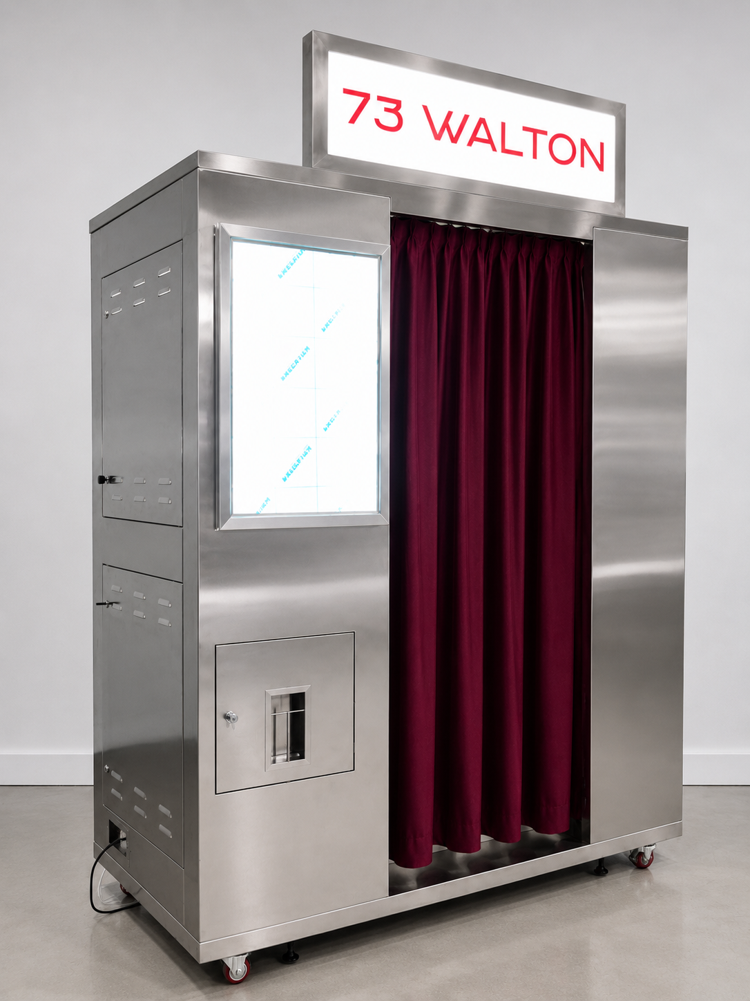 Stainless Steel Enclosed Photo Booth With Contactless Payment Selfie Booth