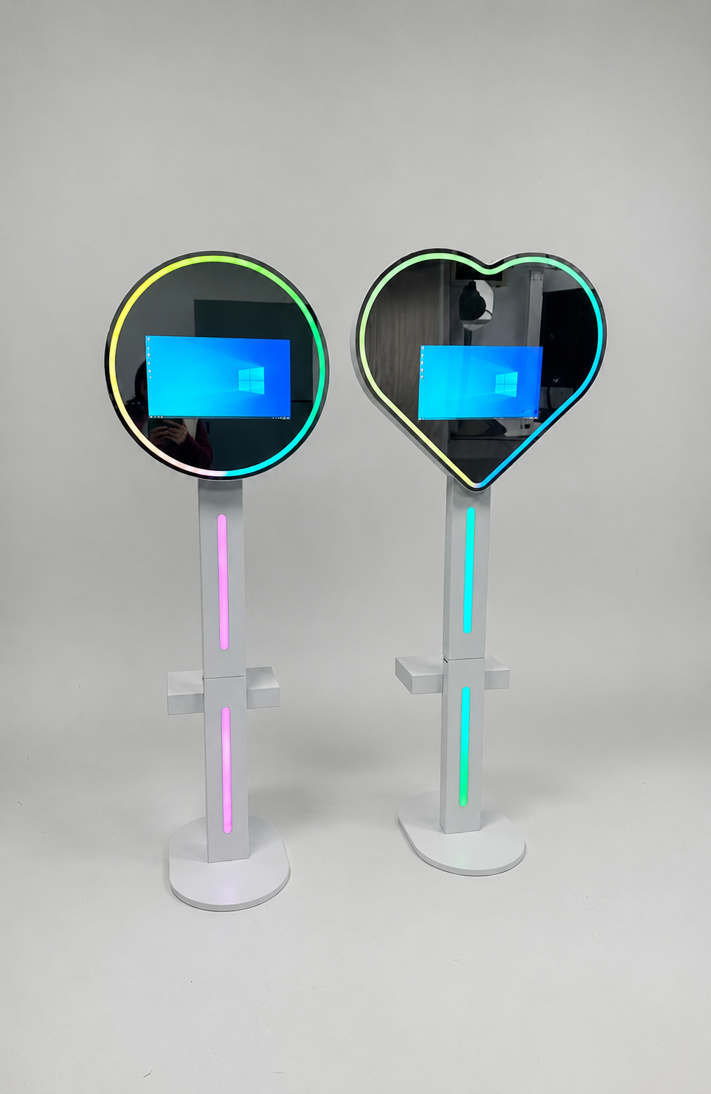 Heart Magic Mirror DSLR Selfie Pod Photobooth With Windows PC