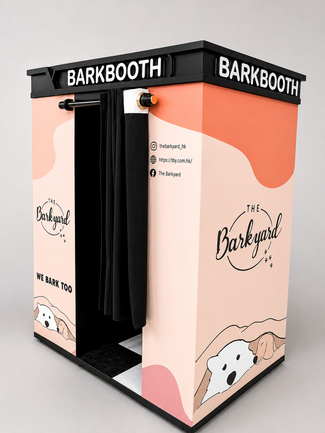 Enclosed Original Photobooth With Payment System Selfie Booth