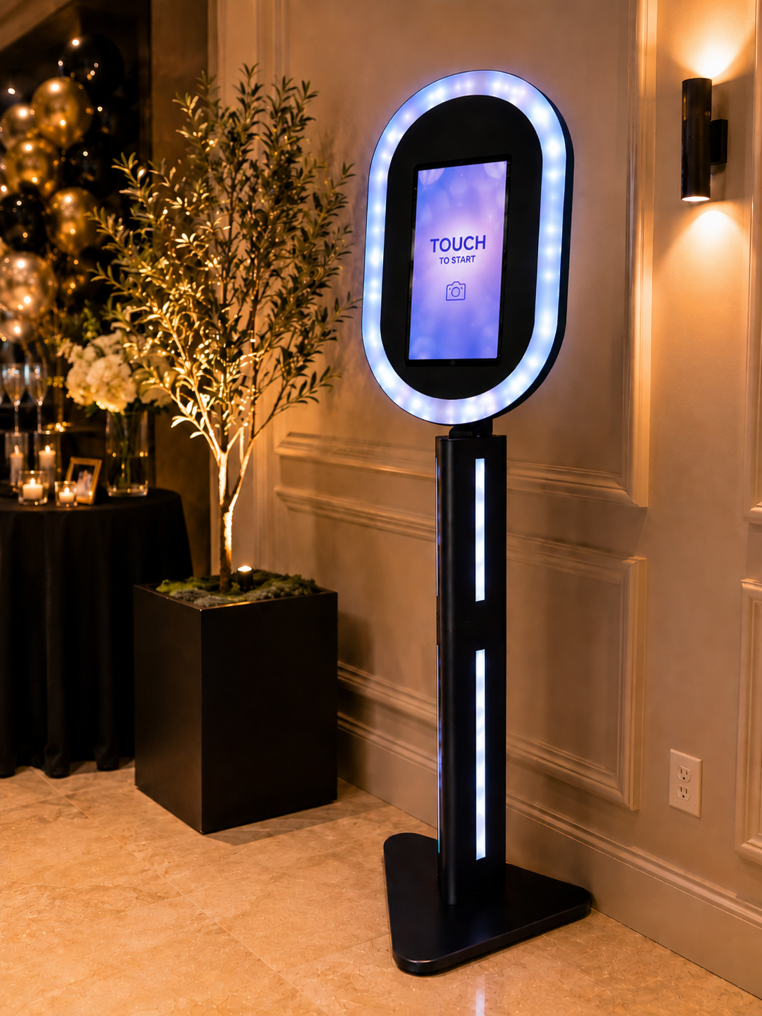 Oval IPad Selfie Pod Photobooth