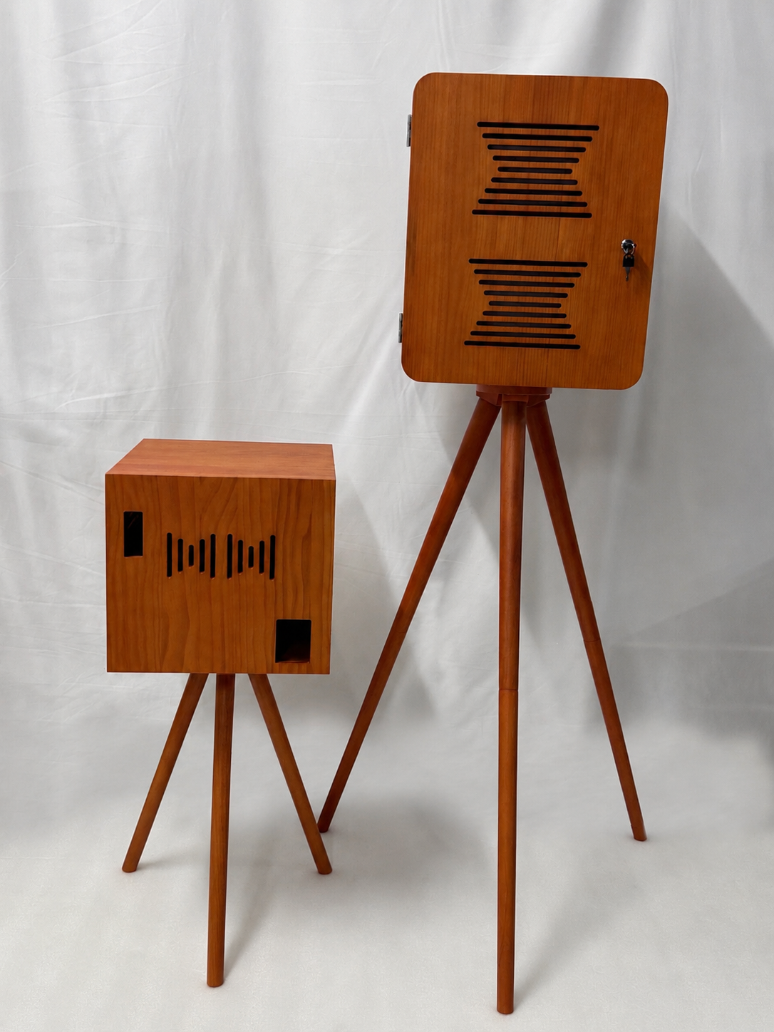 Vintage Dark Oak Windows DSLR Selfie Pod Photo Booth