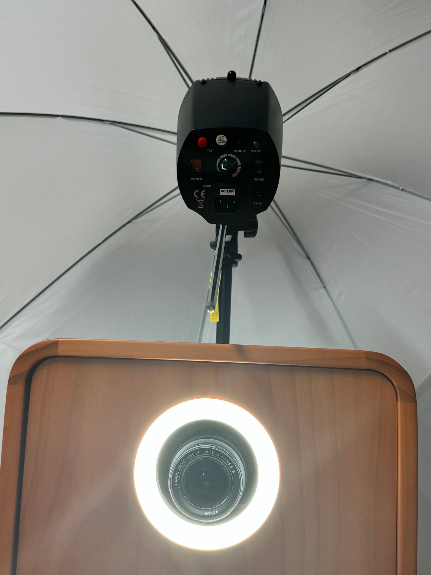 Vintage iPad DSLR Selfie Pod Photobooth