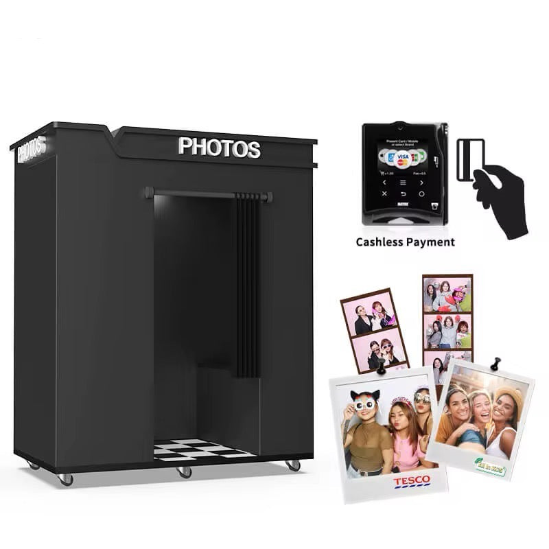 Enclosed Original Photobooth With Payment System Selfie Booth