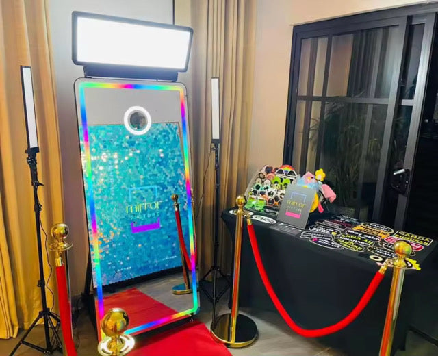 Magic Mirror Photobooth With Wheels