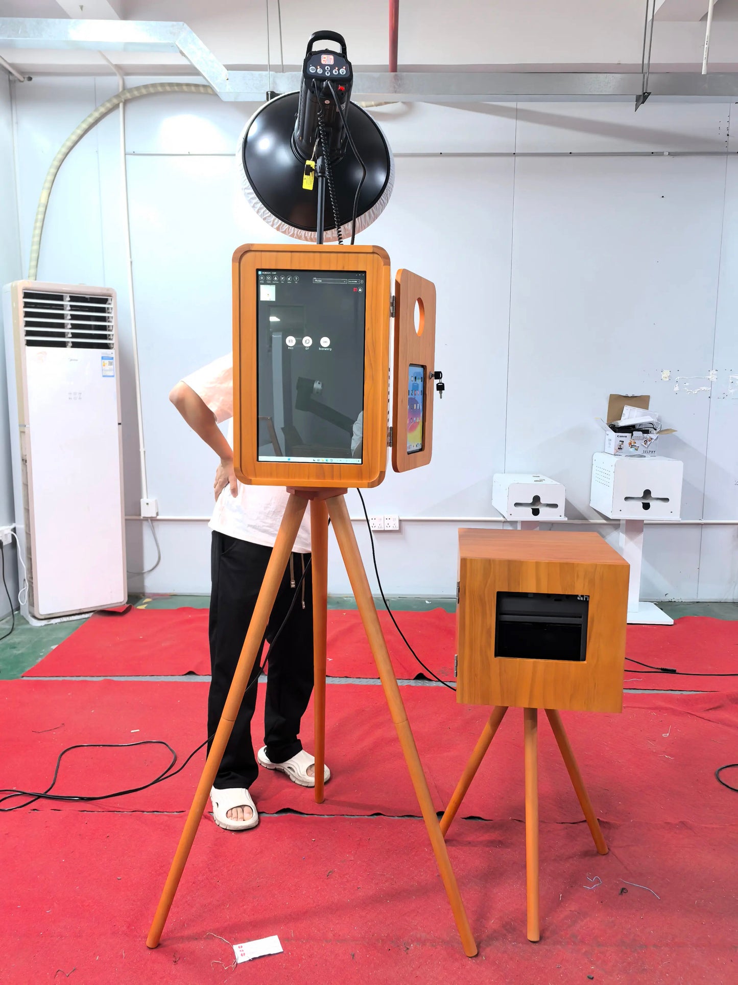 Wooden DSLR & iPad Selfie Pod Windows Photobooth