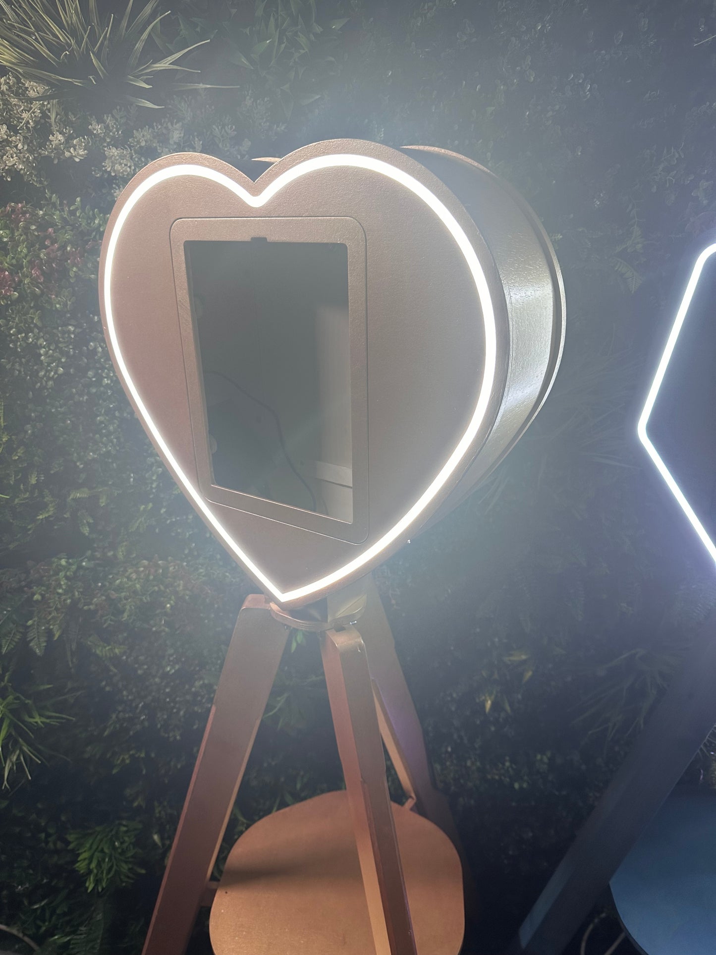 Vintage Heart IPad Selfie Pod Photobooth