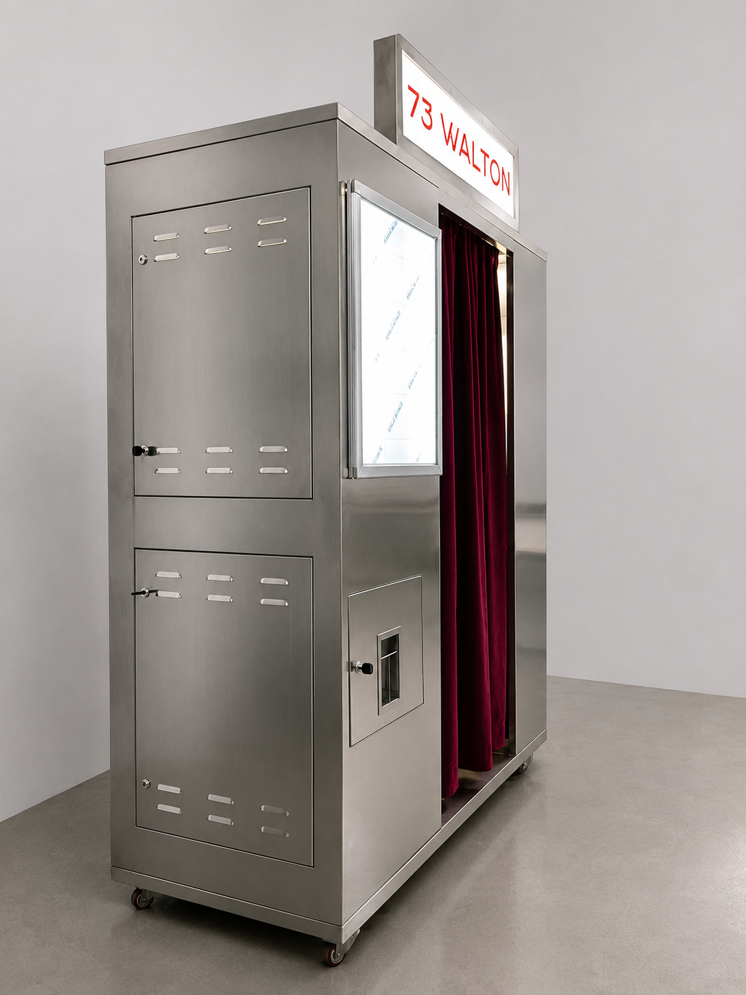 Stainless Steel Enclosed Photo Booth With Contactless Payment Selfie Booth