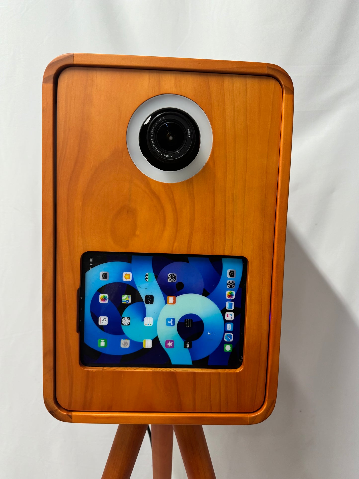 Vintage iPad DSLR Selfie Pod Photobooth