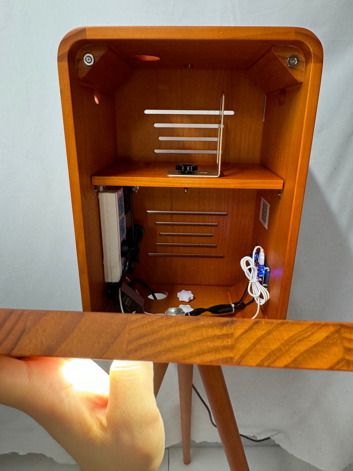 Vintage iPad DSLR Selfie Pod Photobooth