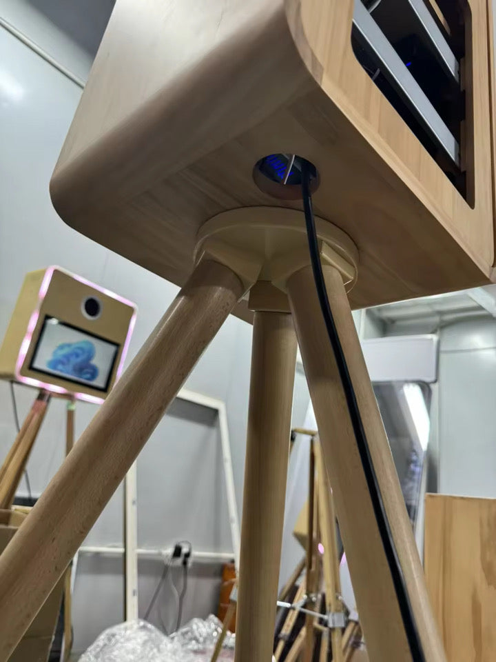 Wooden DSLR & iPad Selfie Pod Windows Photobooth