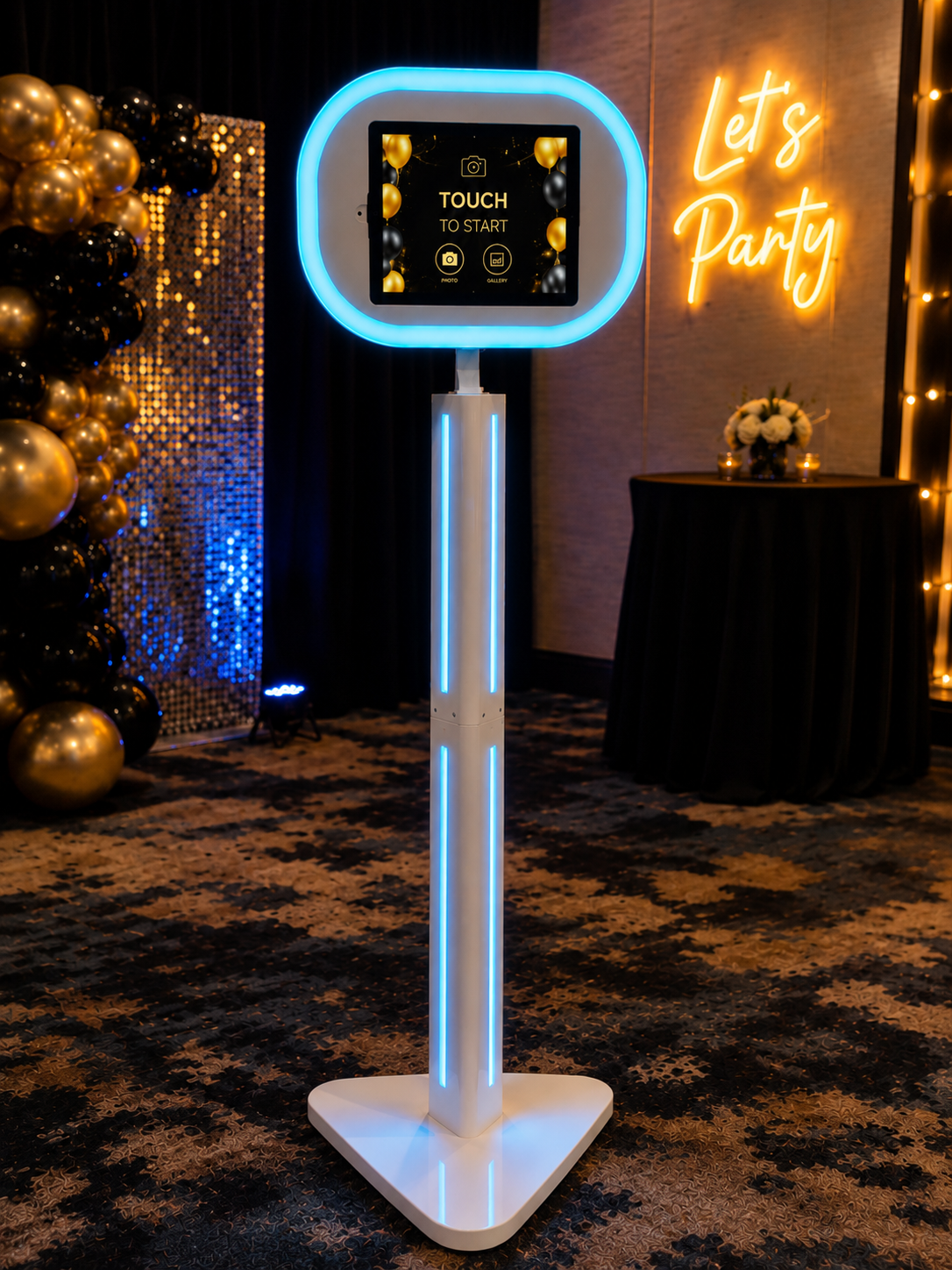 Oval IPad Selfie Pod Photobooth