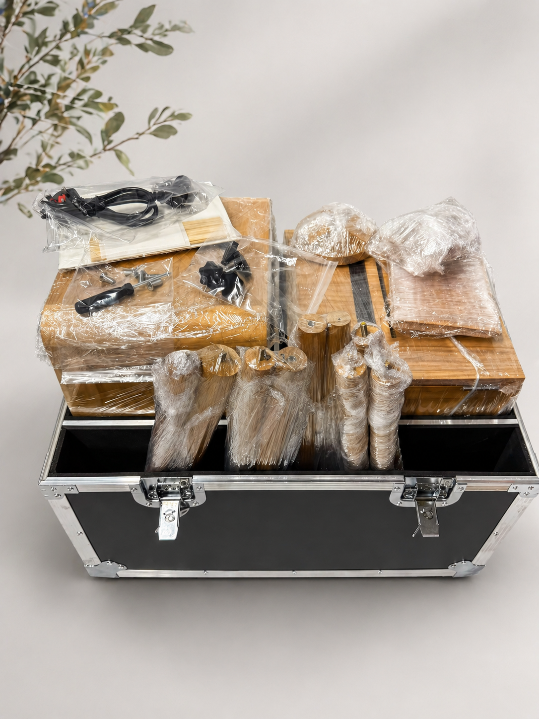A package of the Vintage Double Screen DSLR iPad Selfie Pod Photobooth Windows in a flight case