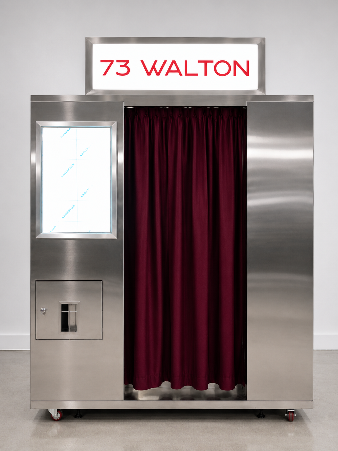 Stainless Steel Enclosed Photo Booth With Contactless Payment Selfie Booth