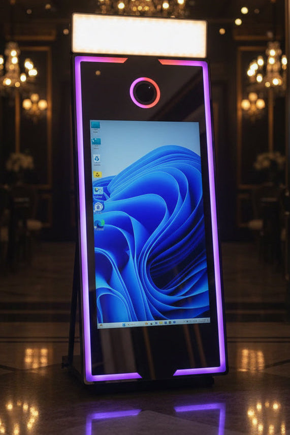 Magic Mirror Photobooth With Wheels