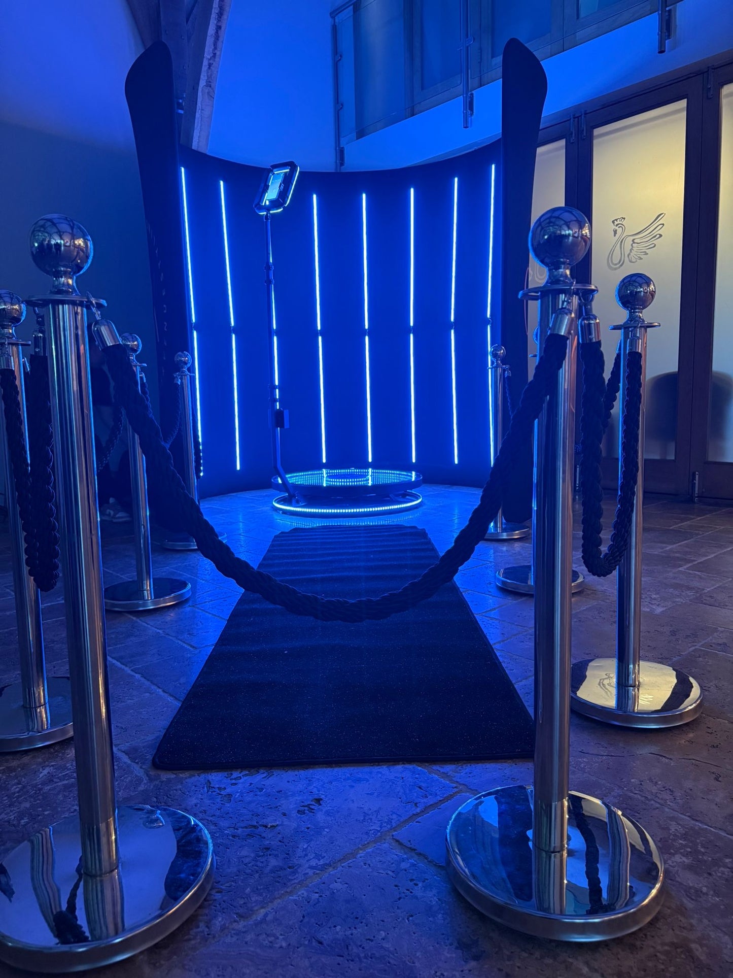 Curved Led Photobooth Enclosure Backdrop