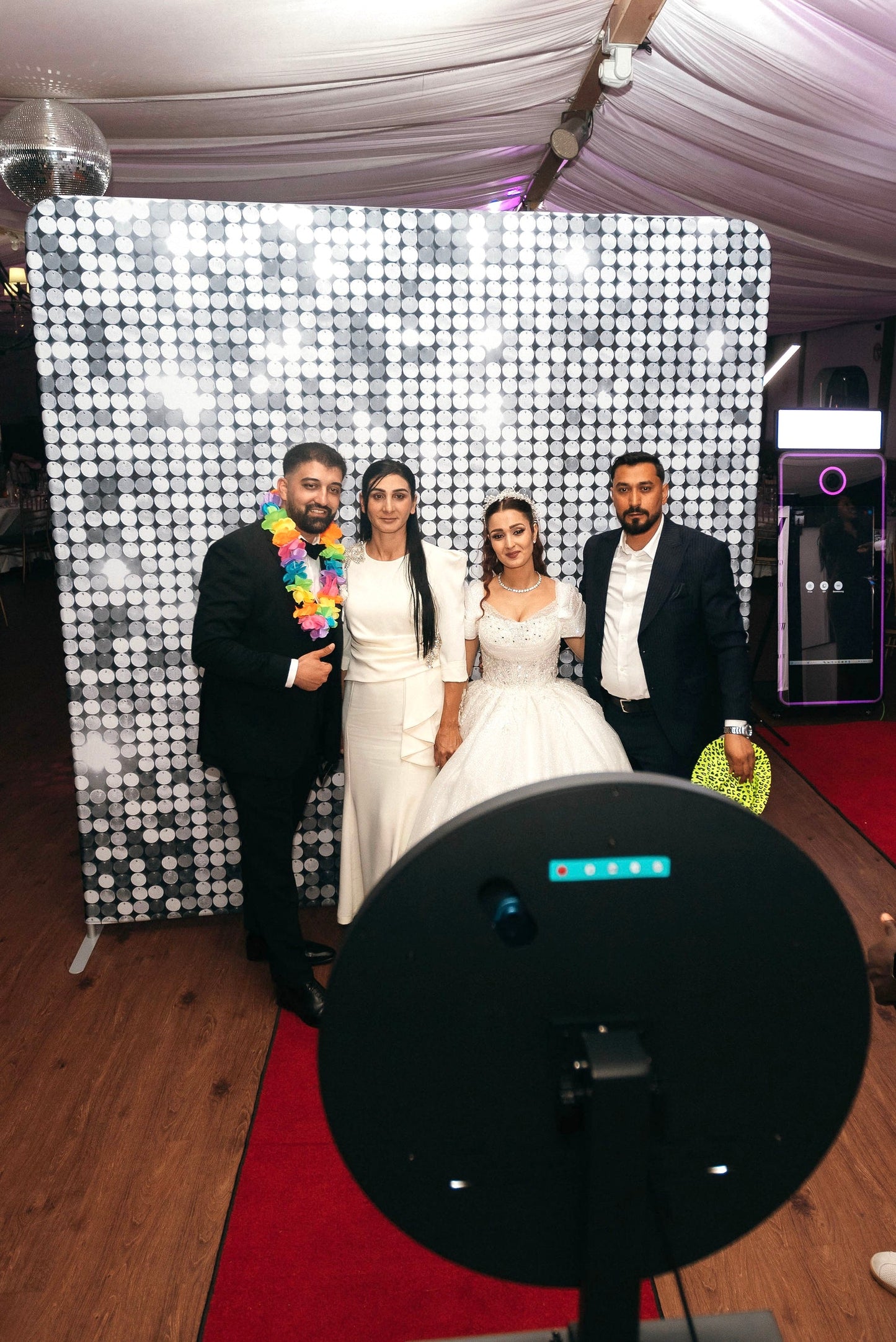 IPad Selfie Pod Photobooth With LCD Computer Screen